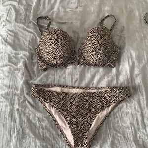 “Shade Store” Bikini